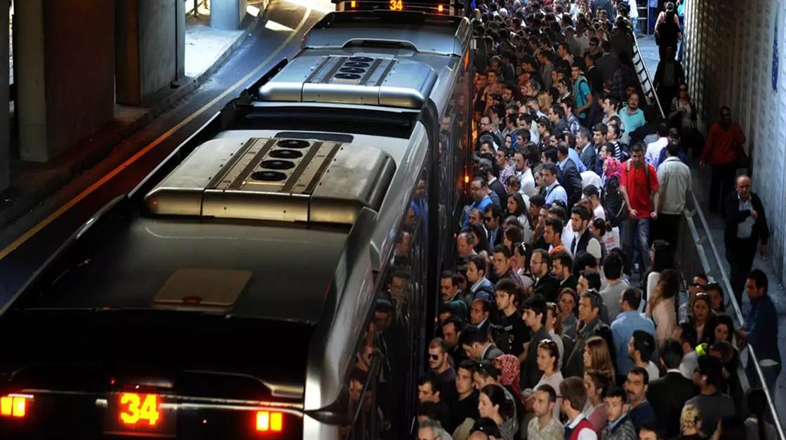 İstanbullu emekçiye zamda "tam yol" ileri! Ücretsiz ulaşım haktır