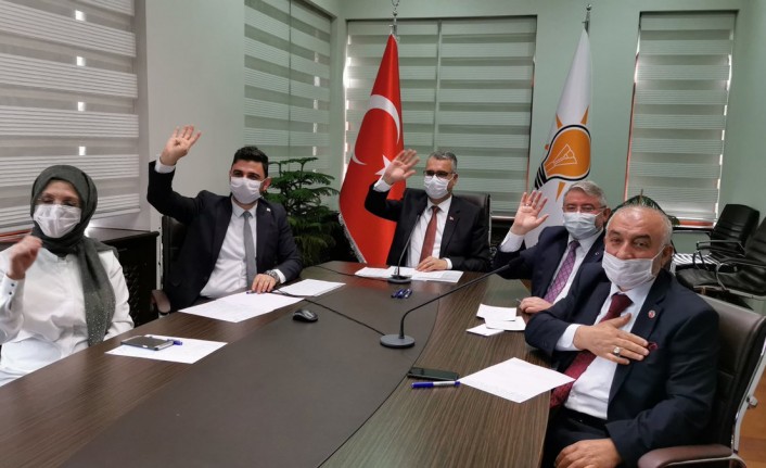 Erdoğan padişah değildir: Biat ve kulluk kültürüne hayır!