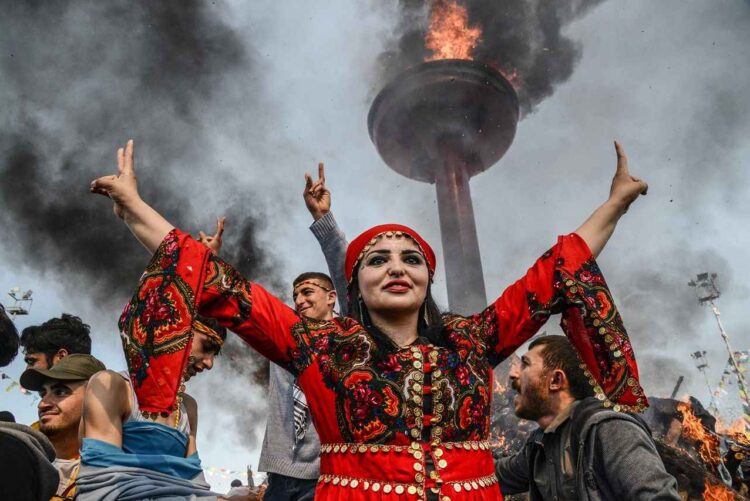 Newroz ateşi emperyalizme karşı yakılmalıdır!