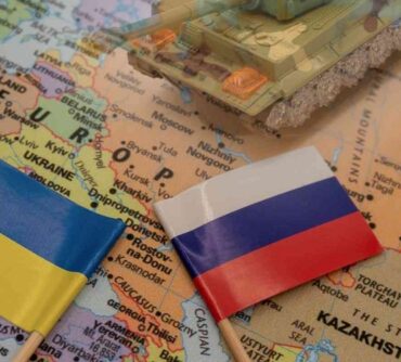 Savaşa karşı devrimci tutum emperyalizme karşı duruşla mümkündür