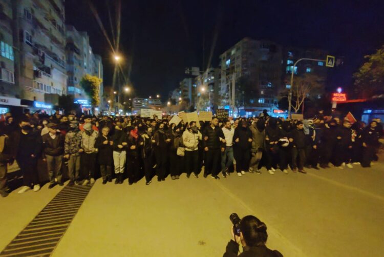 AKP’NİN MASKESİ 19 MART DARBESİYLE DÜŞMÜŞTÜR