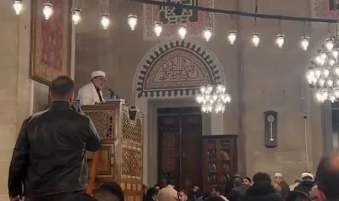 Şehzadebaşı Camii imamı halkı tehdit edemez!