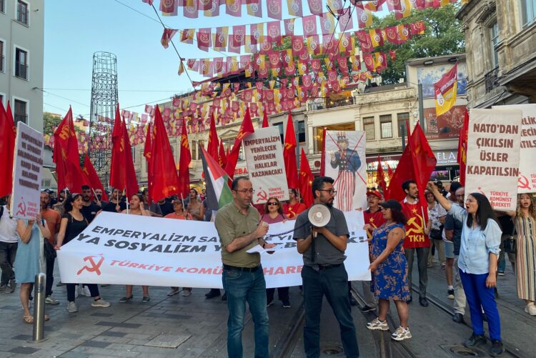 TKH emperyalizme ve siyonizme karşı Taksim’de buluştu!
