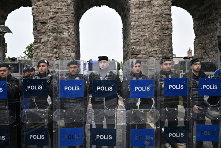 12 Eylül’ün müesses nizamına geçişe hayır!