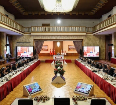 AKP ve MHP iktidarından demokrasi çıkmaz!