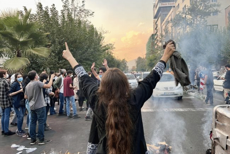 EMPERYALİZMİN İRAN’A MÜDAHALESİNE HAYIR!