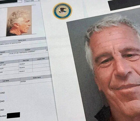 Epsteinlerin yerlisini de yankisini de yeneceğiz!