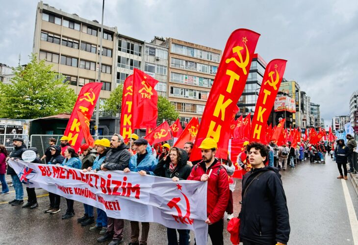 Orak-Çekiç 1 Mayıs alanında yükseldi