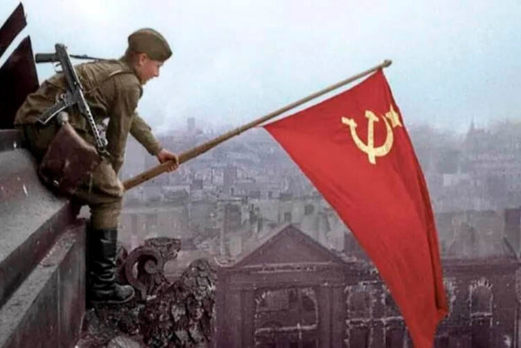 9 Mayıs onların korkusu, insanlığın zaferidir!