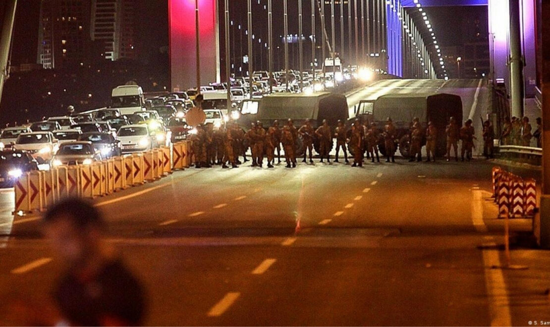 15 Temmuz darbesi AKP’yle sürüyor!