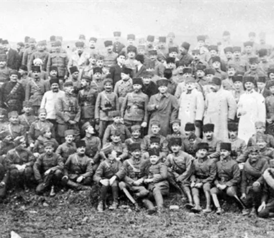 30 Ağustos, NATO’ya selam duranların değil, emperyalizme karşı mücadele edenlerindir!