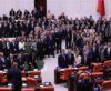 ‘Satılık siyaset’i ve ‘zübük’leri yalnız bırakın!
