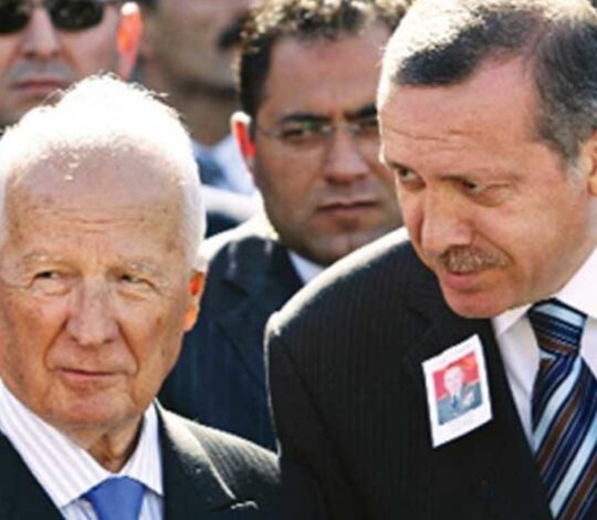 AKP, 12 Eylülcüdür
