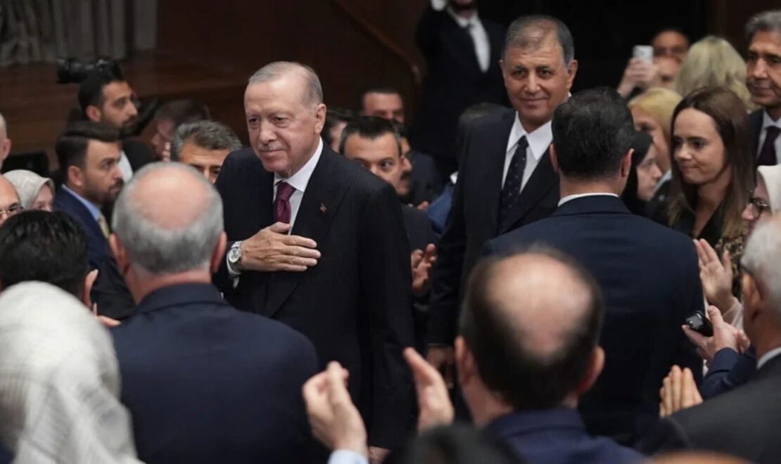CHP’den AKP’ye geçenlere ve oylarını AKP gitsin diye veren yurttaşlara bir çift sözümüz var!