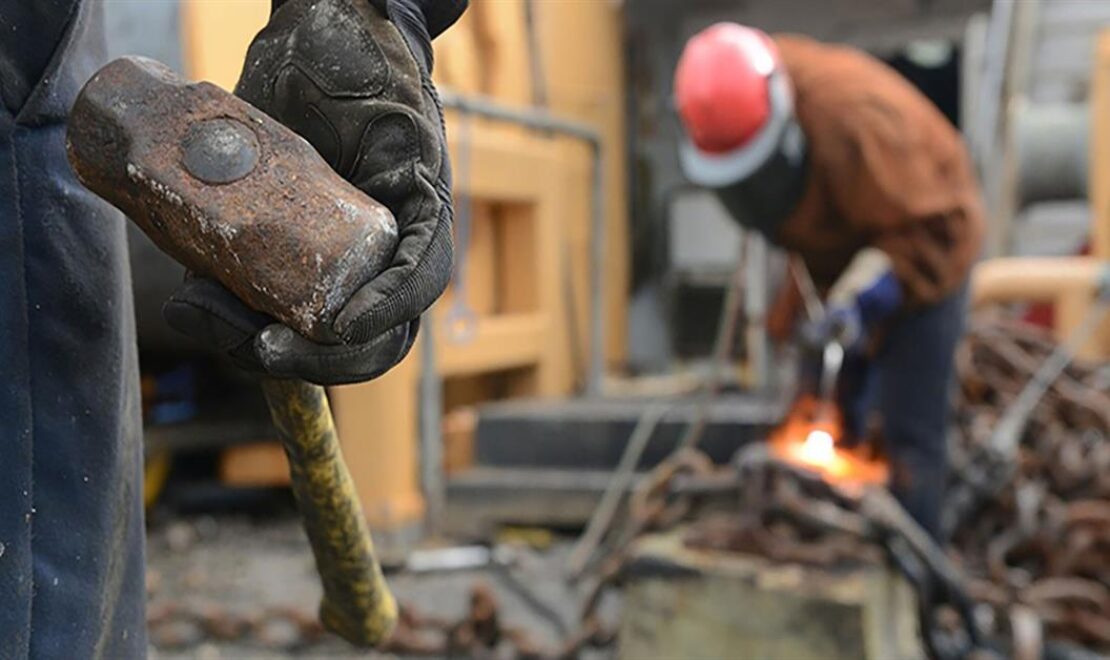 Metal işçisi bu sınavdan geçecek, patronlara dersini verecek!