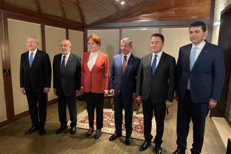 Değiştirirse düzeni, sol değiştirir