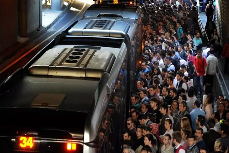 İstanbullu emekçiye zamda “tam yol” ileri! Ücretsiz ulaşım haktır