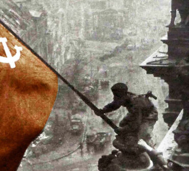 İnsanlığın kurtuluşu için orak çekiç yukarı!