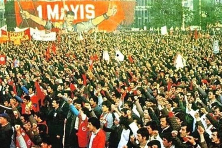 Patronların iktidarına, yoksulluğa ve sömürüye kırmızı kart  İşçi sınıfının gücünü 1 Mayıs’ta alanlarda gösterelim!