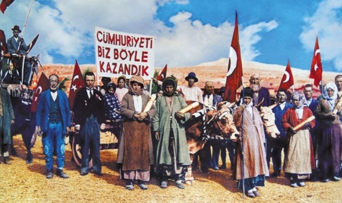 Kahrolsun İstibdat, Yaşasın Cumhuriyet!
