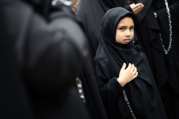 Anayasa dini esaslara göre yazılamaz!