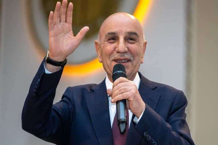 Biri yer bir bakar, kıyamet ondan kopar!