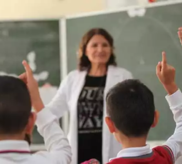 Eğitim emekçisi “meslek kanunu” aldatmacasına geçit vermeyecek!